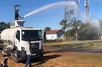 Equipe da Defesa Civil de Echaporã participa de Capacitação sobre Combate a Incêndios com Caminhão Pipa