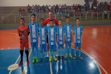 As equipes do Futsal de Echaporã jogaram nesse domingo em Piratininga.